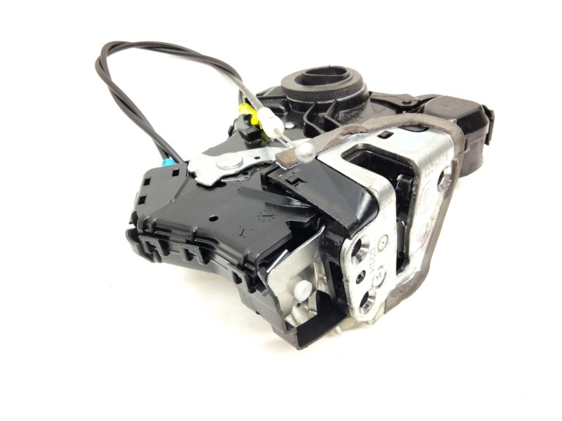 Recambio de cerradura puerta delantera derecha para toyota auris (_e18_) 1.3 (nre180_) referencia OEM IAM   