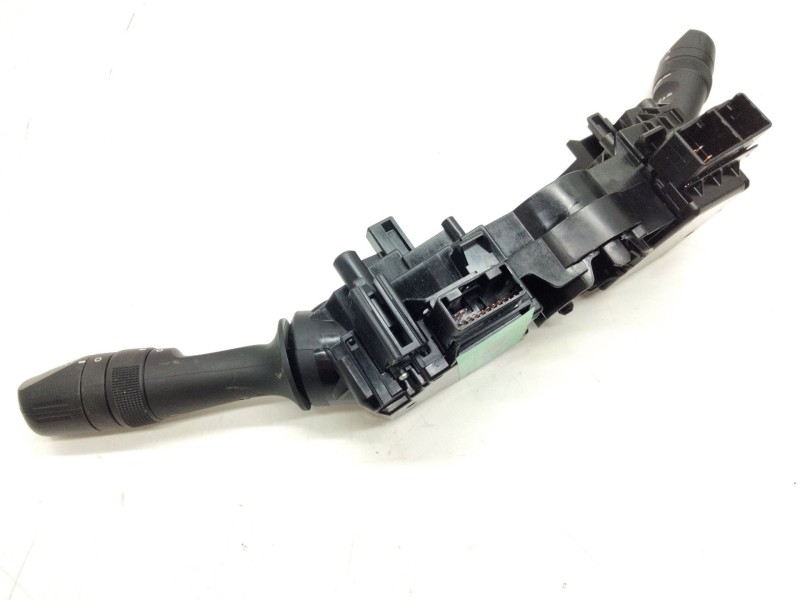 Recambio de mando limpia para toyota auris (_e18_) 1.3 (nre180_) referencia OEM IAM 0272017F852  