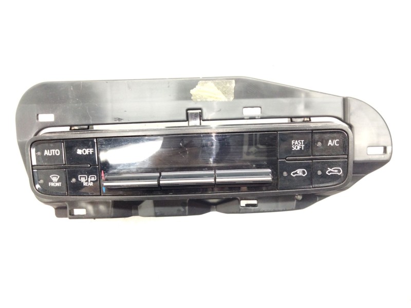 Recambio de mando climatizador para toyota auris (_e18_) 1.3 (nre180_) referencia OEM IAM 5590002060  