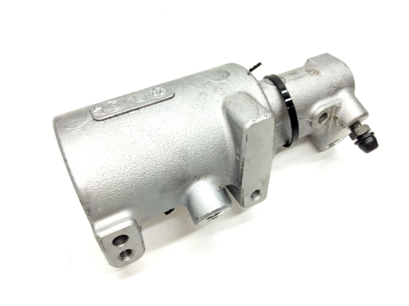 Recambio de bomba freno para toyota auris (_e18_) 1.3 (nre180_) referencia OEM IAM 4727047030  