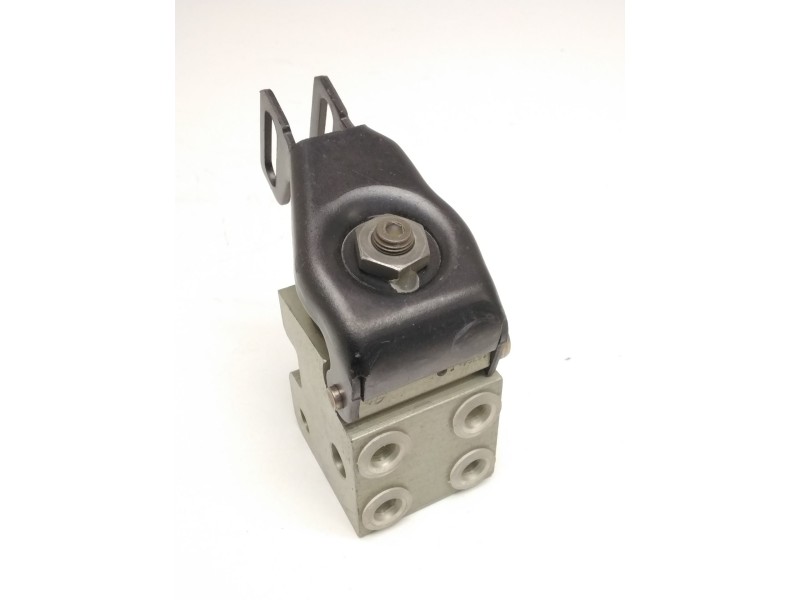 Recambio de repartidor de freno para seat leon (1m1) referencia OEM IAM 1C0612151  