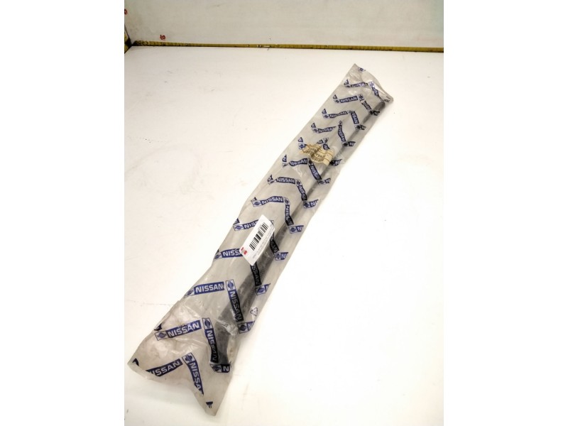 Recambio de brazo limpia delantero izquierdo para nissan patrol gr iv (y60, gr) 2.8 td (y60a) referencia OEM IAM 28885Y9505  