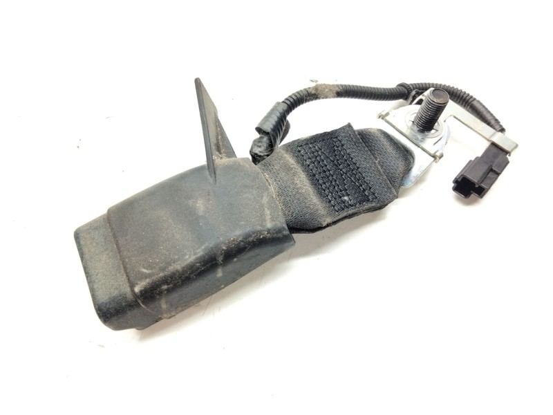 Recambio de enganche cinturon trasero derecho para toyota auris touring sports (e18) hybrid active referencia OEM IAM   