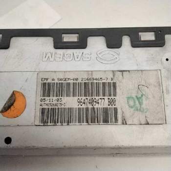 Recambio de pantalla multifuncion para citroën c3 1.4 hdi referencia OEM IAM 9647409477  