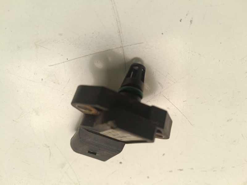 Recambio de sensor presion de sobrealimentacion para audi a4 b7 descapotable (8he) 2.0 tdi referencia OEM IAM 0281002401  