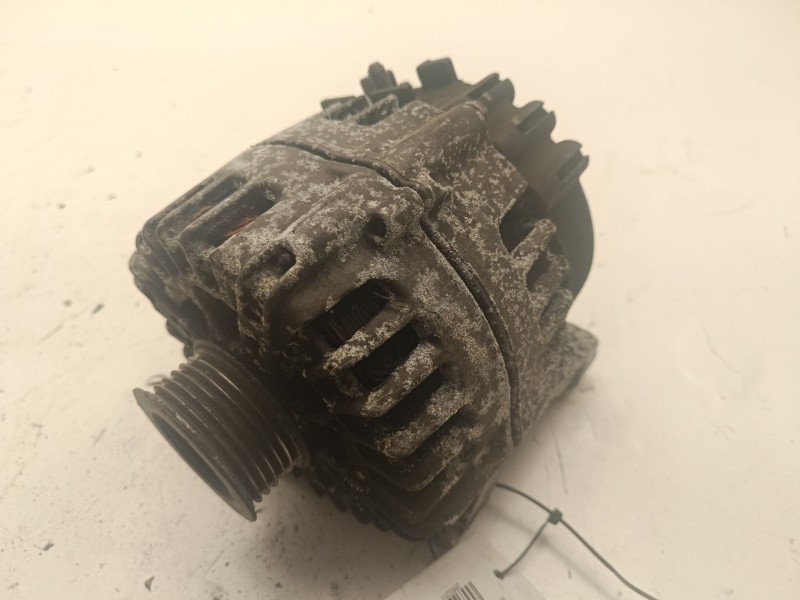 Recambio de alternador para bmw serie 1 coupe (e82) referencia OEM IAM 7802261AI06  