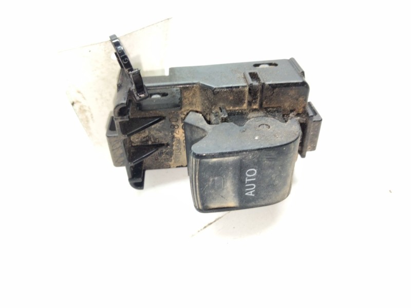 Recambio de mando elevalunas trasero derecho para toyota auris touring sports (e18) hybrid active referencia OEM IAM 192801  