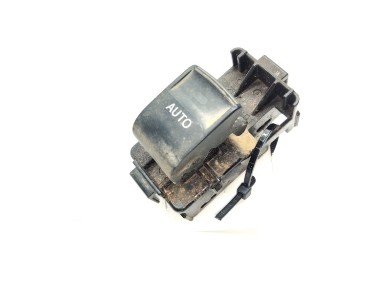 Recambio de mando elevalunas trasero izquierdo para toyota auris touring sports (e18) hybrid active referencia OEM IAM 192801  