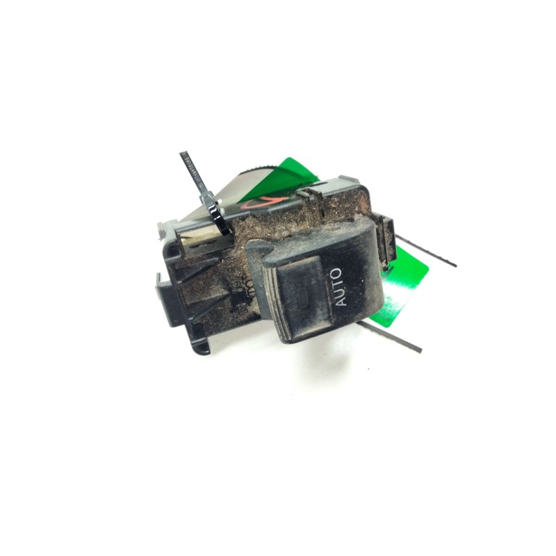 Recambio de mando elevalunas delantero derecho para toyota auris touring sports (e18) hybrid active referencia OEM IAM 192801  