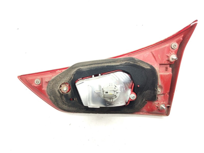 Recambio de piloto trasero izquierdo porton para toyota auris touring sports (e18) hybrid active referencia OEM IAM   