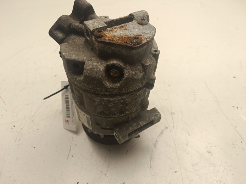 Recambio de compresor aire acondicionado para renault master pritsche/fgst l2h1 3,5t referencia OEM IAM 8200848916  