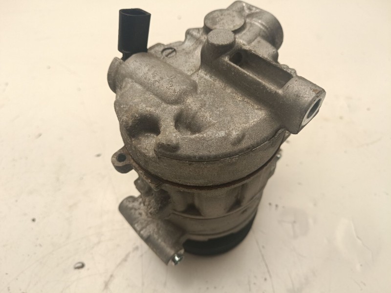 Recambio de compresor aire acondicionado para audi q3 (8ub, 8ug) 2.0 tfsi quattro referencia OEM IAM 1K0820808A  
