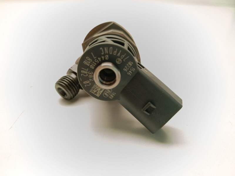 Recambio de inyector para bmw serie 5 touring (f11) referencia OEM IAM 0445110382  