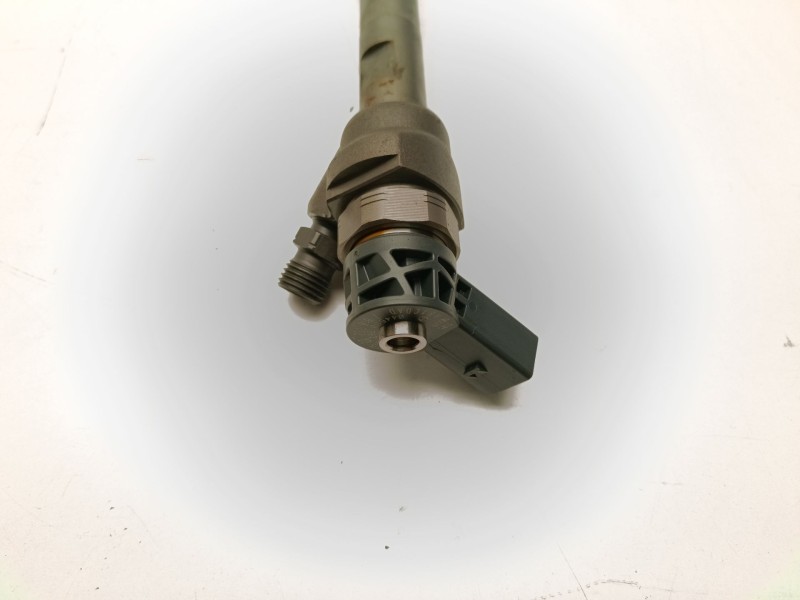 Recambio de inyector para bmw serie 5 touring (f11) referencia OEM IAM 0445110382  
