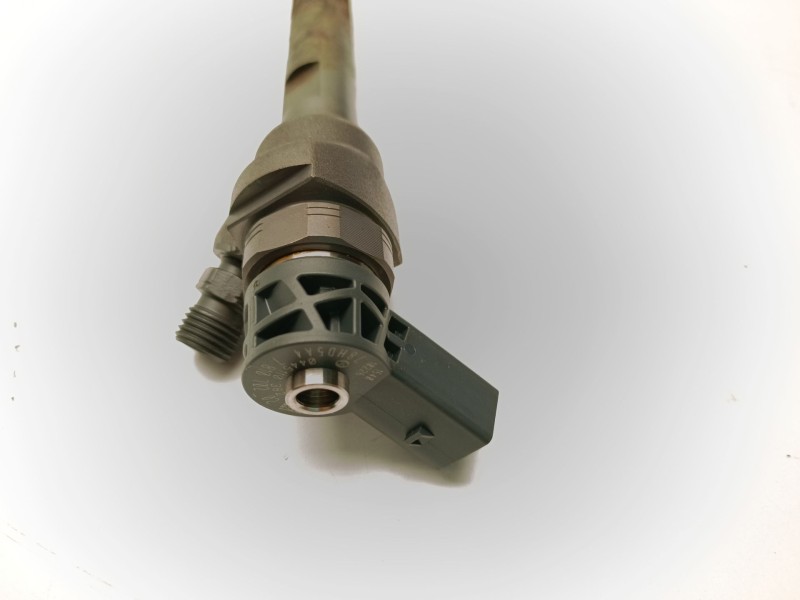 Recambio de inyector para bmw serie 5 touring (f11) referencia OEM IAM 0445110382  
