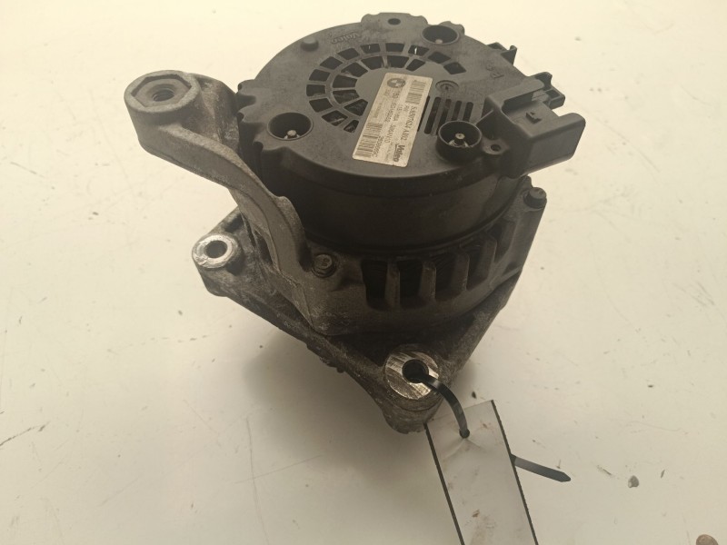 Recambio de alternador para bmw 3 touring (e91) 320 d referencia OEM IAM 8507624AI02  