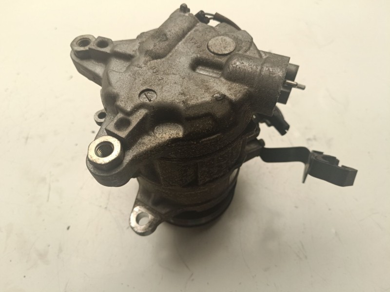 Recambio de compresor aire acondicionado para bmw 5 gran turismo (f07) 520 d referencia OEM IAM 64529223694  