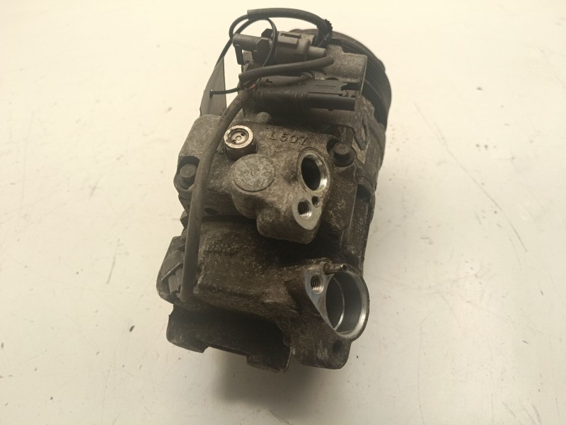 Recambio de compresor aire acondicionado para bmw 1 (e87) 118 d referencia OEM IAM 64526987862  