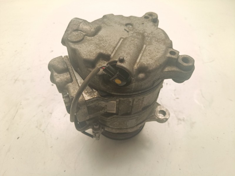 Recambio de compresor aire acondicionado para bmw 5 (f10) 520 d referencia OEM IAM 64529216466  