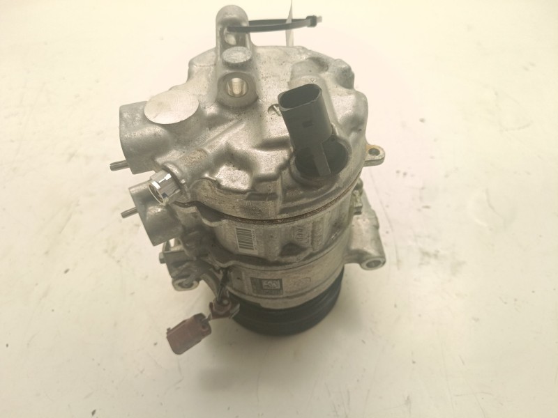 Recambio de compresor aire acondicionado para volkswagen tiguan referencia OEM IAM 3Q0816803D  