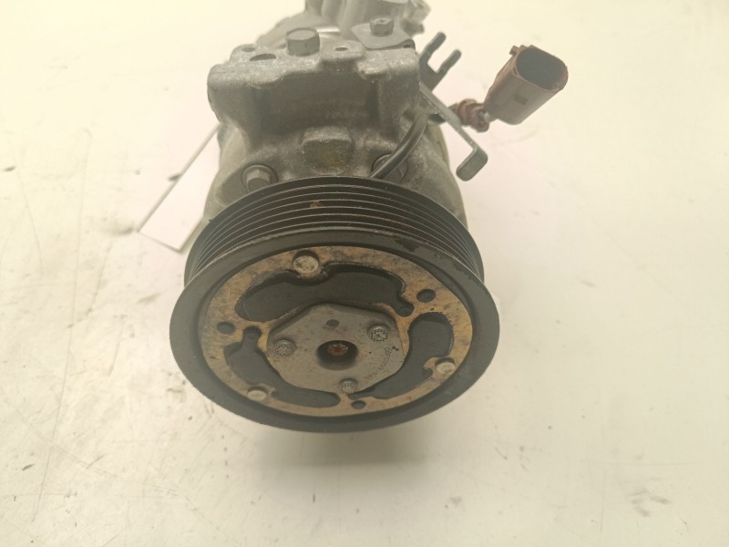 Recambio de compresor aire acondicionado para volkswagen tiguan referencia OEM IAM 3Q0816803D  