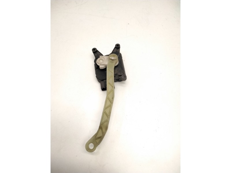 Recambio de motor trampillas para audi a3 (8p) referencia OEM IAM 0132801340  983384KD