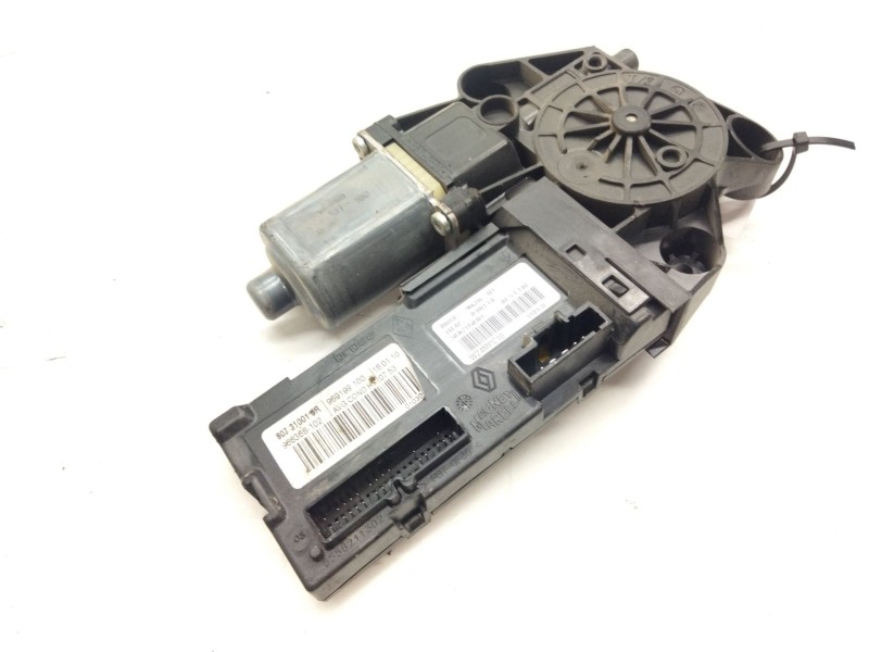 Recambio de motor elevalunas delantero izquierdo para renault megane iii fastback (bz0/1_, b3_) 1.5 dci referencia OEM IAM   