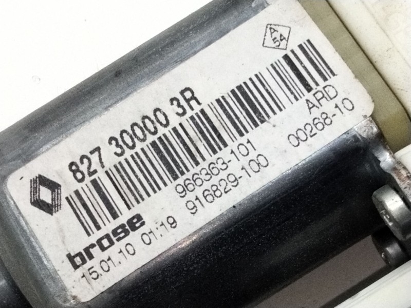 Recambio de motor elevalunas trasero derecho para renault megane iii fastback (bz0/1_, b3_) 1.5 dci referencia OEM IAM 827300003