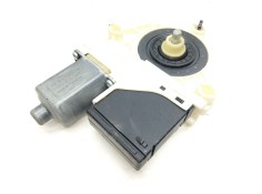 Recambio de motor limpia trasero izquierdo para renault megane iii fastback (bz0/1_, b3_) 1.5 dci referencia OEM IAM 827310002R 
