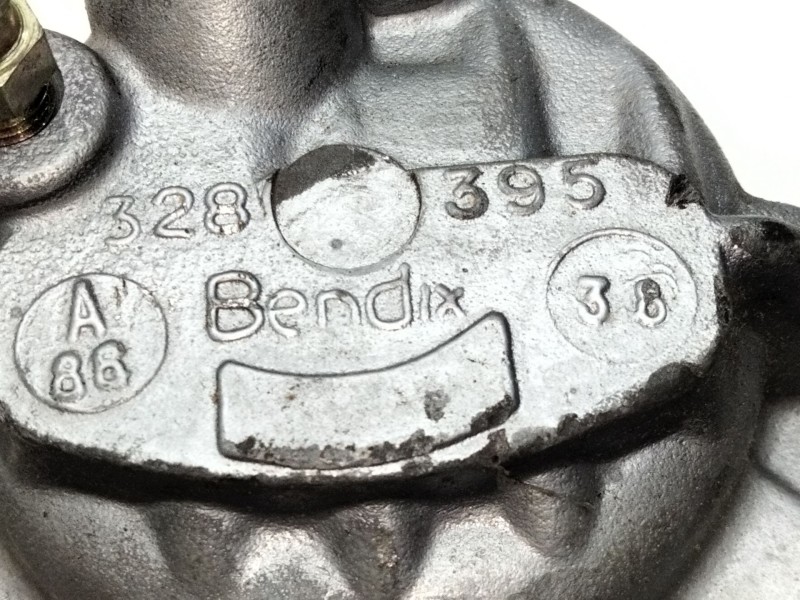 Recambio de pinza freno delantera derecha para renault 18 (134_) 2.1 td referencia OEM IAM 328395  