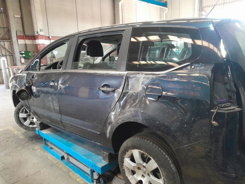 peugeot 5008 (0u_, 0e_) del año 2014