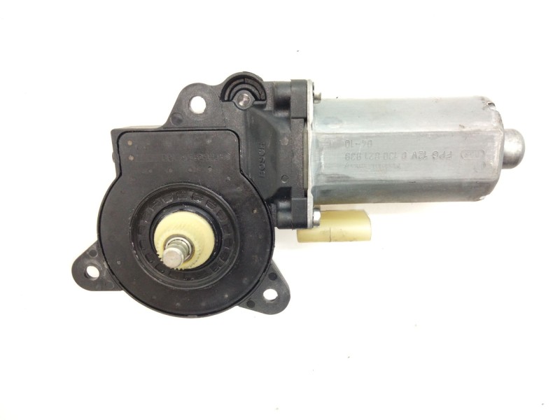 Recambio de motor elevalunas delantero derecho para ford fusion (ju_) 1.6 tdci referencia OEM IAM 0130821939  