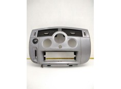 Recambio de consola central para renault scénic ii (jm0/1_) 1.9 dci referencia OEM IAM 8200140713  