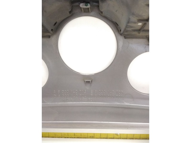 Recambio de consola central para renault scénic ii (jm0/1_) 1.9 dci referencia OEM IAM 8200140713  