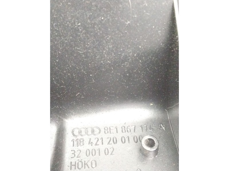 Recambio de moldura para audi a4 b6 (8e2) 1.9 tdi referencia OEM IAM 8E1867174A  