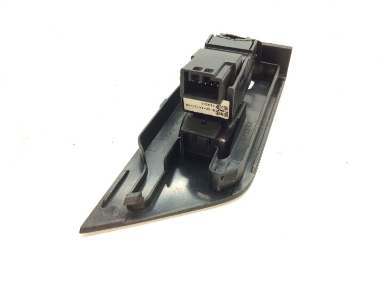 Recambio de mando elevalunas trasero derecho para land rover range rover evoque (l538) 2.2 d 4x4 referencia OEM IAM BJ3214717AB 