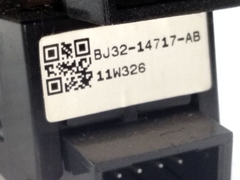 Recambio de mando elevalunas trasero derecho para land rover range rover evoque (l538) 2.2 d 4x4 referencia OEM IAM BJ3214717AB 