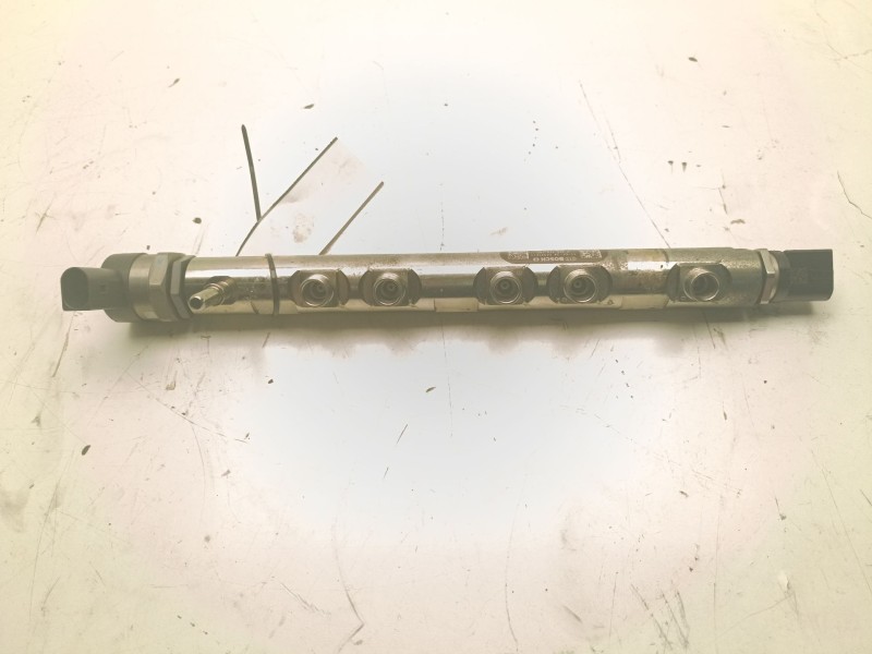 Recambio de rampa inyectora para bmw 1 (f20) 120 d referencia OEM IAM 780912804  