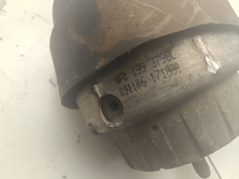 Recambio de soporte motor izquierdo inferior para audi a6 c6 (4f2) 2.7 tdi referencia OEM IAM 4F0199379BL  