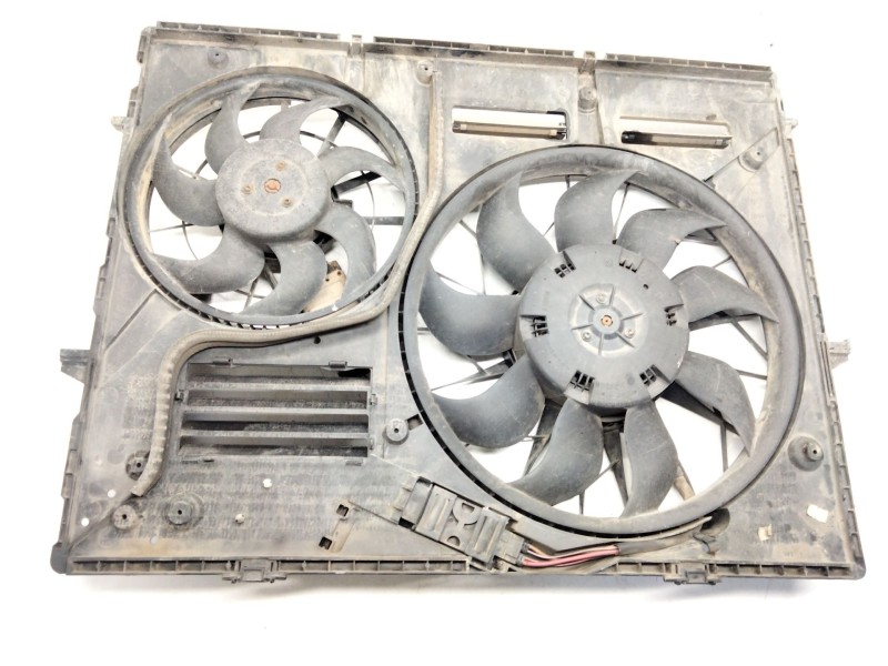 Recambio de electroventilador para volkswagen touareg (7la, 7l6, 7l7) 3.0 v6 tdi referencia OEM IAM 7L0121203G 0130705809 