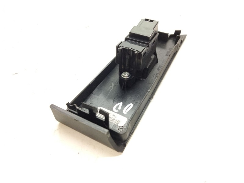 Recambio de mando elevalunas delantero derecho para land rover range rover evoque (l538) 2.2 d 4x4 referencia OEM IAM BJ3214717A