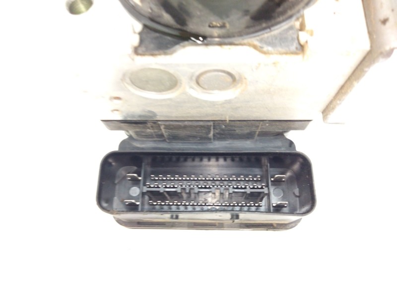 Recambio de abs para volkswagen touareg (7la, 7l6, 7l7) 3.0 v6 tdi referencia OEM IAM 7L0614517A  