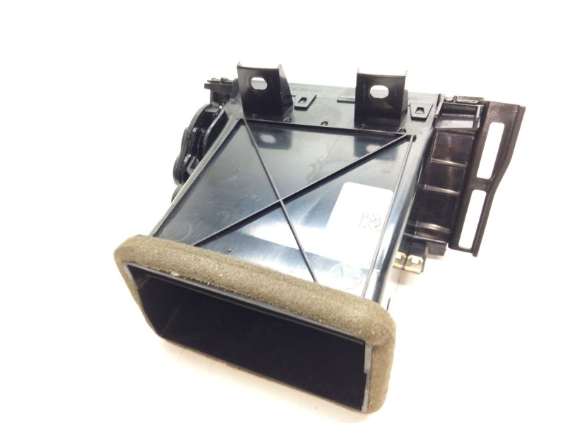 Recambio de aireador izquierdo para land rover range rover evoque (l538) 2.2 d 4x4 referencia OEM IAM BJ32018B09BB  