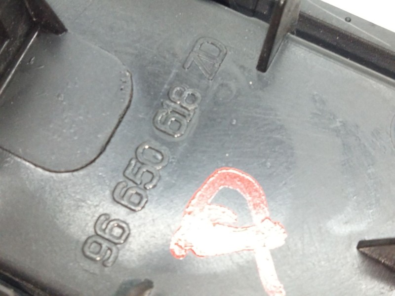 Recambio de mando elevalunas delantero derecho para peugeot 5008 (0u_, 0e_) 1.6 hdi referencia OEM IAM 96650618ZD  