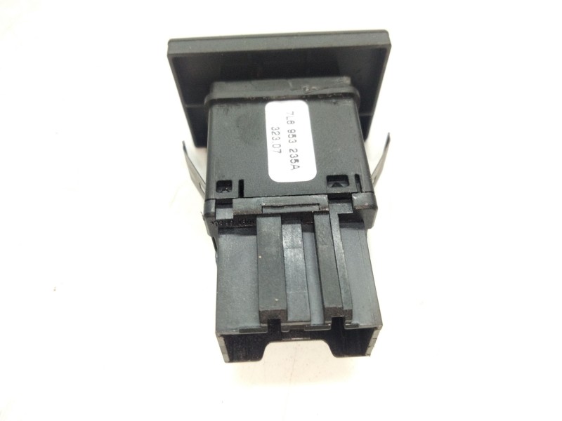 Recambio de warning para volkswagen touareg (7la, 7l6, 7l7) 3.0 v6 tdi referencia OEM IAM 7L6953235A  