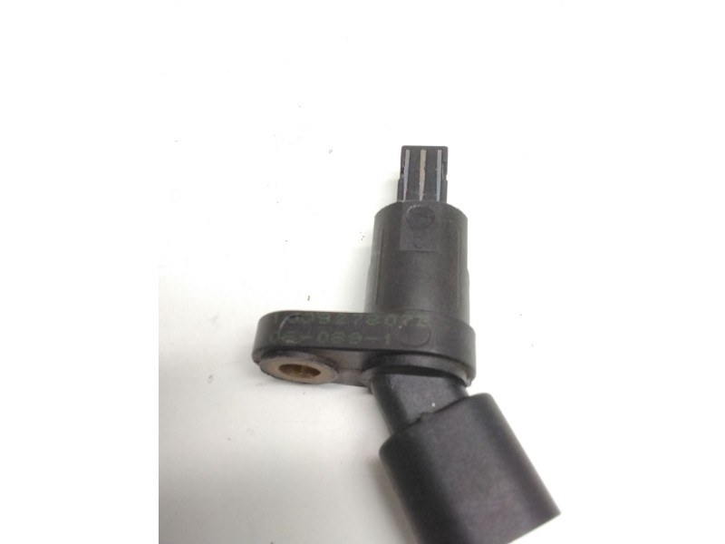 Recambio de sensor abs cuentarrevoluciones trasero para volkswagen golf iv (1j1) 1.8 t referencia OEM IAM 1J0927807  BOLSA 2 UNI