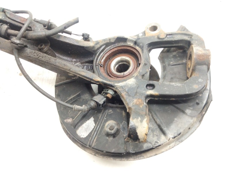 Recambio de mangueta delantera izquierda para volkswagen touareg (7la, 7l6, 7l7) 3.0 v6 tdi referencia OEM IAM 7L6407257A  