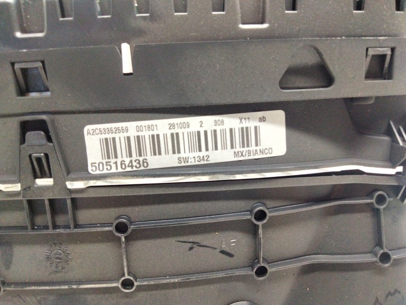Recambio de cuadro instrumentos para alfa romeo mito (955_) 1.4 multiair (955axl1b) referencia OEM IAM 50516436  