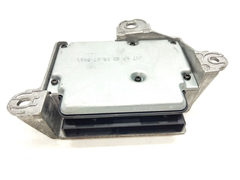 Recambio de centralita airbag para renault megane ii berlina 5p 1.6 16v referencia OEM IAM 8200337245  