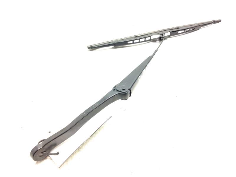 Recambio de brazo limpia trasero para nissan terrano ii (r20) 2.7 td 4wd referencia OEM IAM   